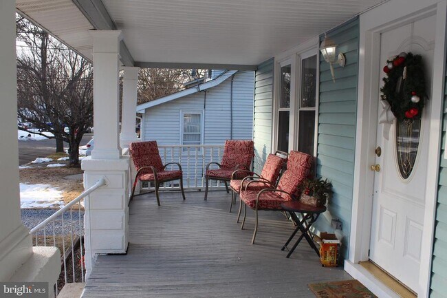 Foto del edificio - 319 Swarthmore Rd