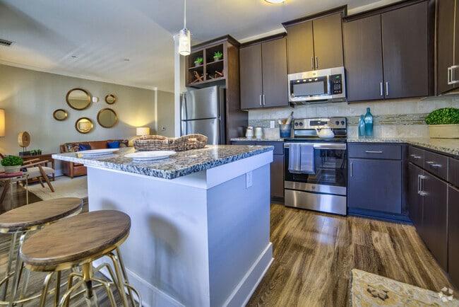 Building Photo - Avonlea Creekside