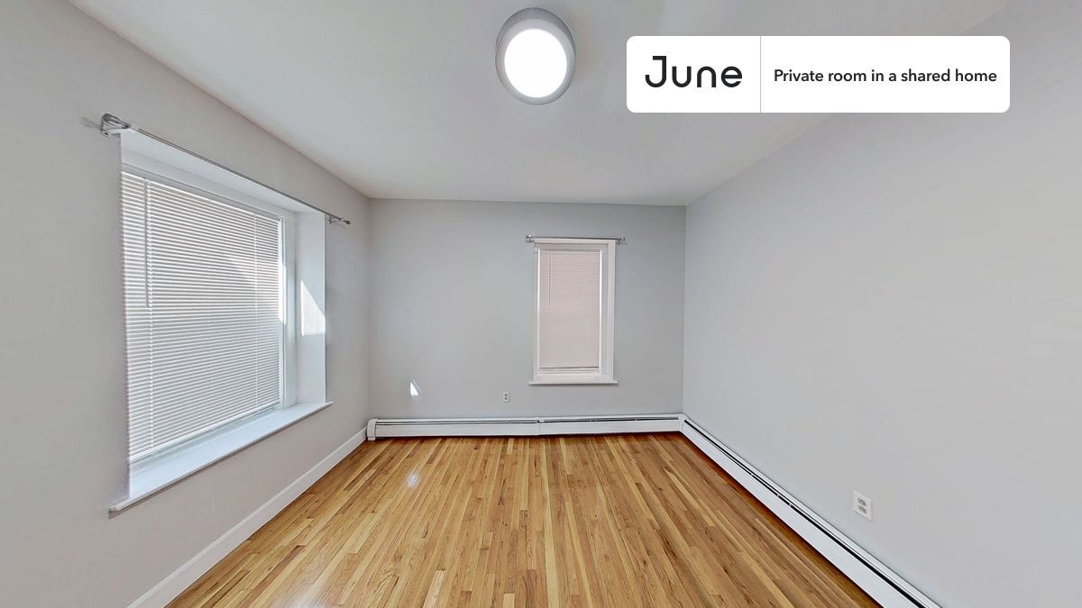 Primary Photo - Private bedroom in 3 bed/1 bath Home