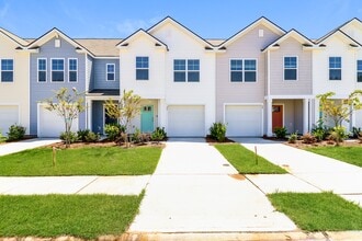 Building Photo - 26 Striker Rd