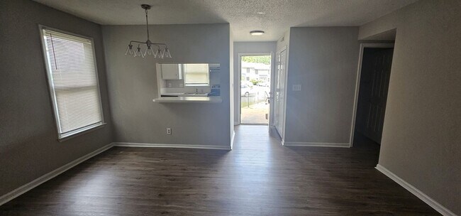 Foto del edificio - 946 S Ridge Ct
