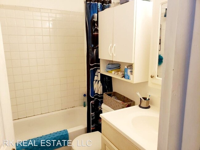Building Photo - 2 br, 1.5 bath House - 8060 Niwot Rd #30