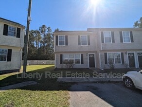 Building Photo - 1100 Pineland Ave