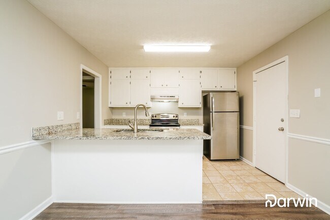 Building Photo - 5563 Pennybrook Ct, Stone Mountain, GA 30087