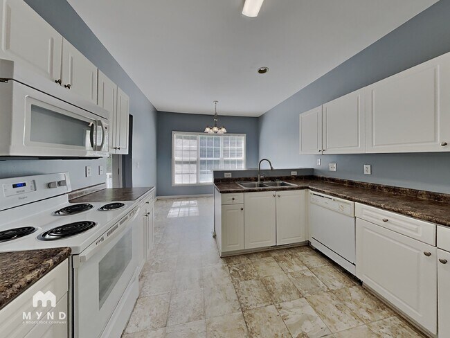 Building Photo - 3859 Pin Oak Rd