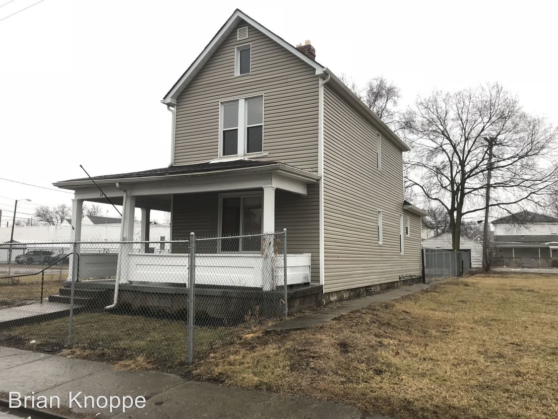 Primary Photo - 38 S Princeton Ave