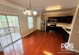 Building Photo - 6764 Blackstone Pl