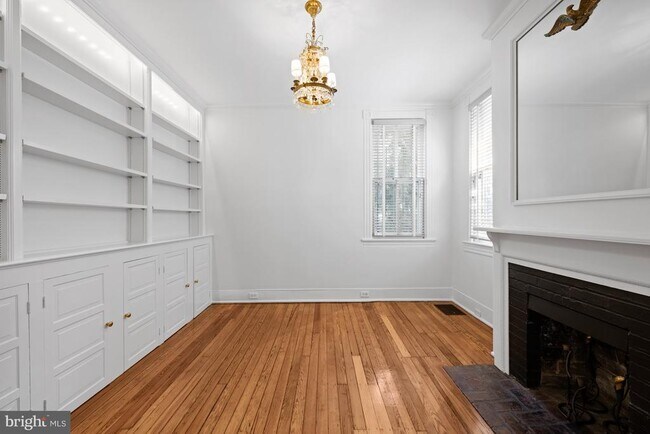 Foto del edificio - 1423 34th St NW