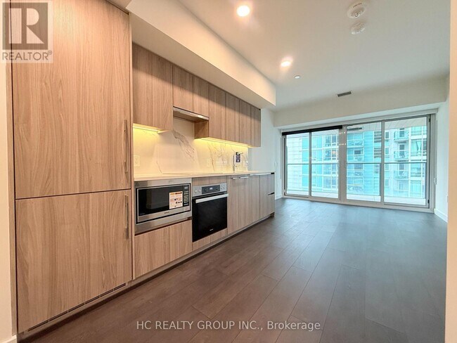 Photo du bâtiment - 1 Concord Cityplace Wy