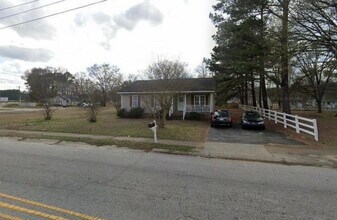 Building Photo - 808 Old Wilmington Rd