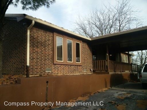 Primary Photo - 160 Los Ranchos Dr