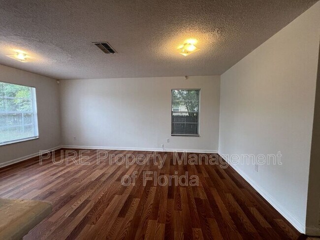 Foto del edificio - 9060 SE 88th St