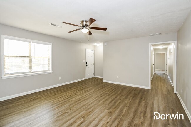 Building Photo - 124 Fox Ridge Ct, Dallas, GA 30157