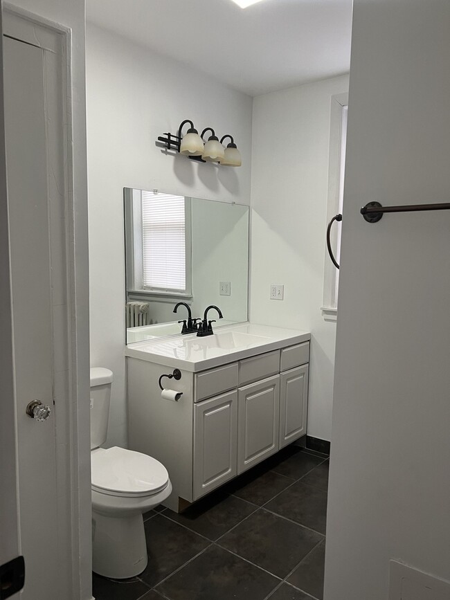 Foto del edificio - 4838 W Henderson St