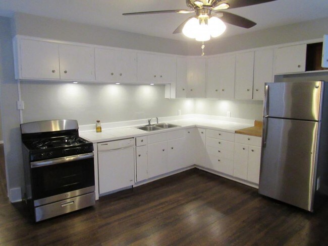 Building Photo - 700 Missouri Avenue - Bottom Unit