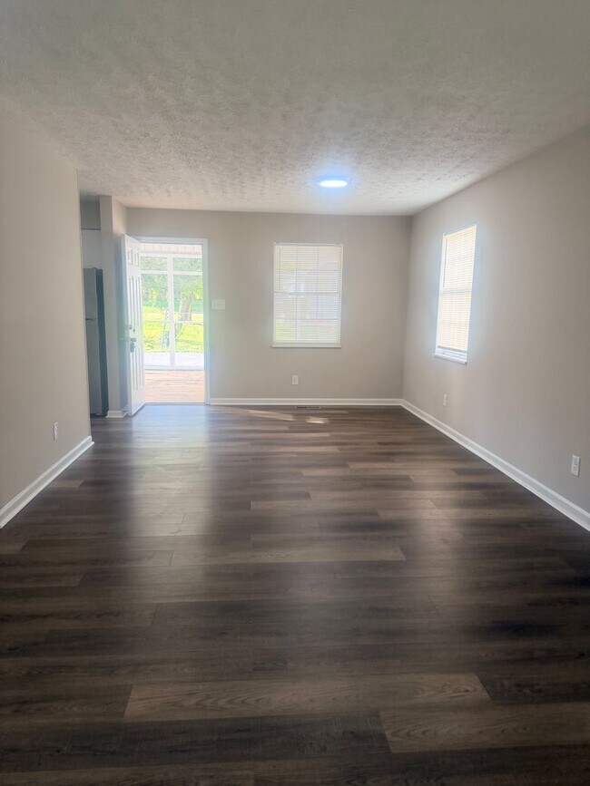 Foto del edificio - Fountain City rental available now