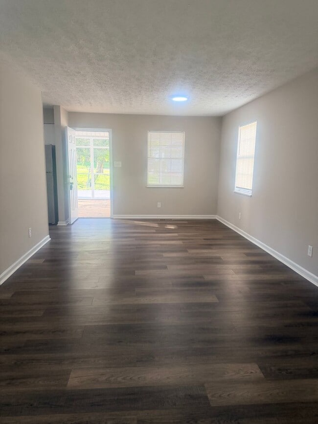 Photo - Fountain City rental available now House