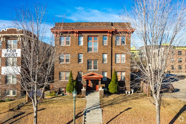 Building Photo - 2218 Nicollet Ave