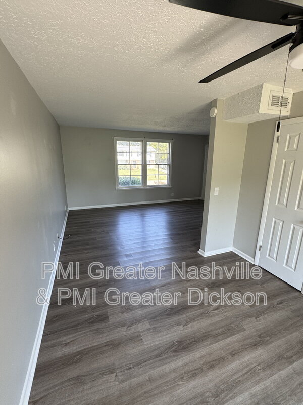 Building Photo - 735 McPherson Dr