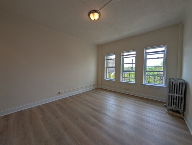 Foto del edificio - 5417 N Kenmore Ave