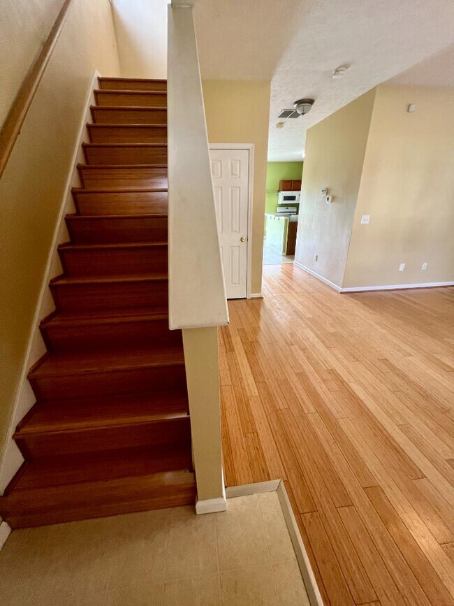 Foto del edificio - 2842 Highland Pl