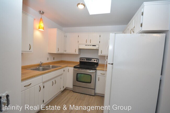Foto del edificio - 2 br, 1.5 bath House - 1524 45th St NW