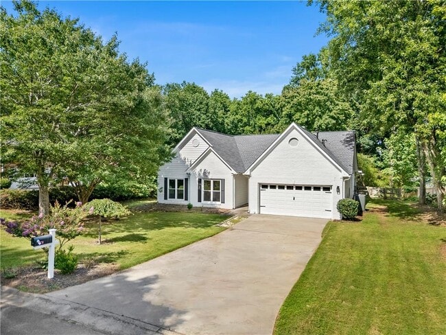 Building Photo - 1525 Keystone Dr