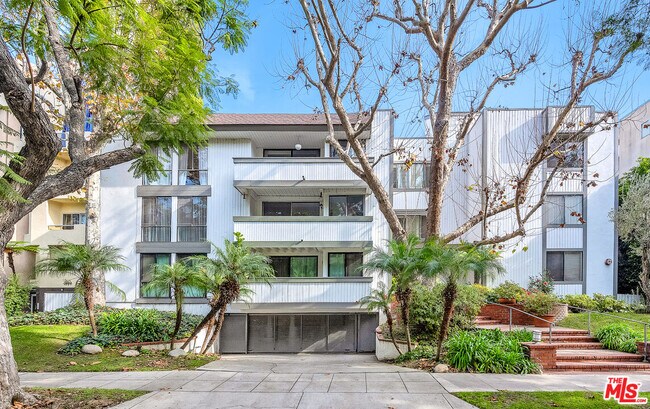 Foto del edificio - 406 N Oakhurst Dr