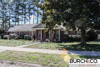 Building Photo - 1515 Kitchen St