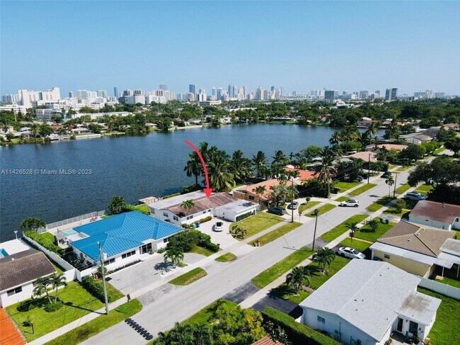 Foto del edificio - 21221 NE 24th Ct