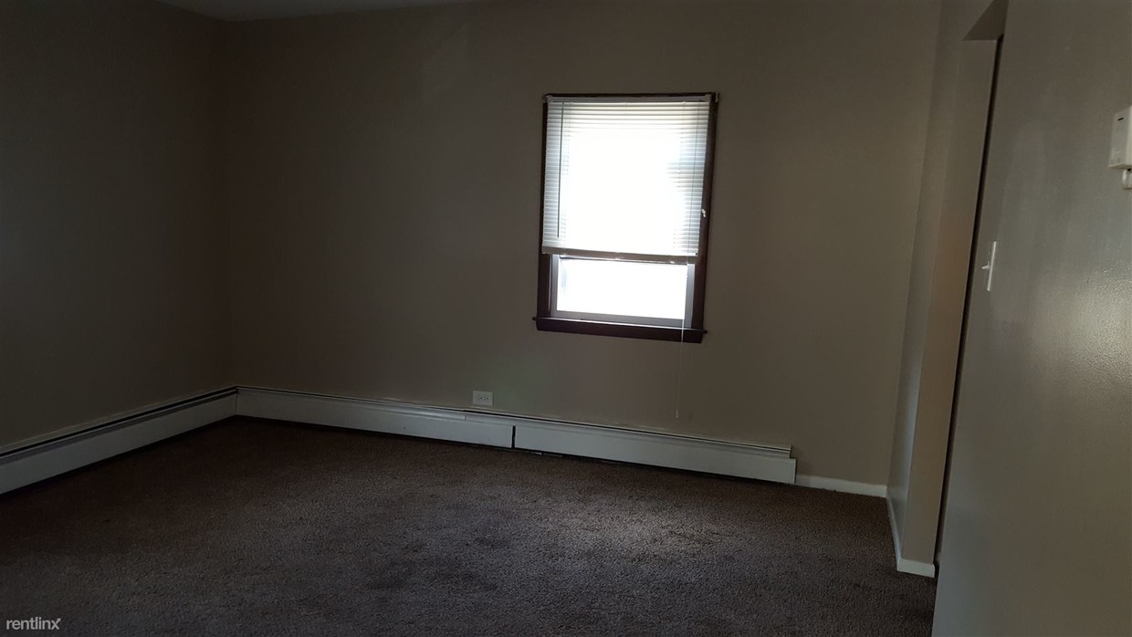 Building Photo - 1 br, 1 bath Apartment - 3705 216th St Apt 2M