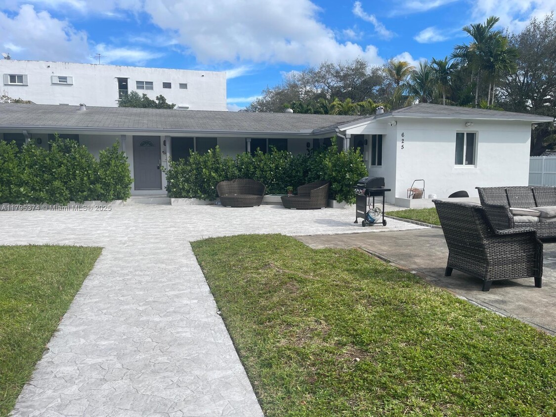Foto principal - 625 S 20th Ave