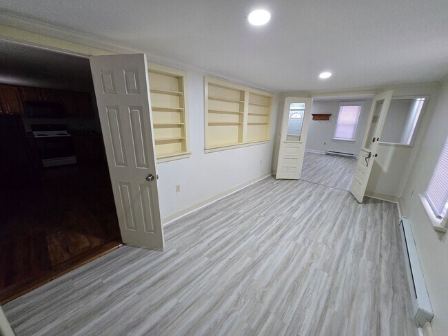 Foto del edificio - 712 Summer Valley Rd