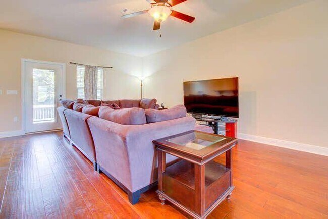 Building Photo - 3368 Wild Hare Ln