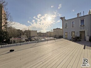 Building Photo - 1283 Rogers Ave