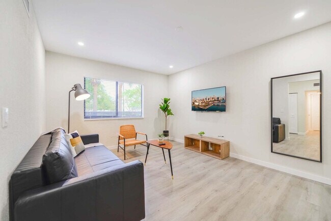 Foto del edificio - 700 SW 11th Ave