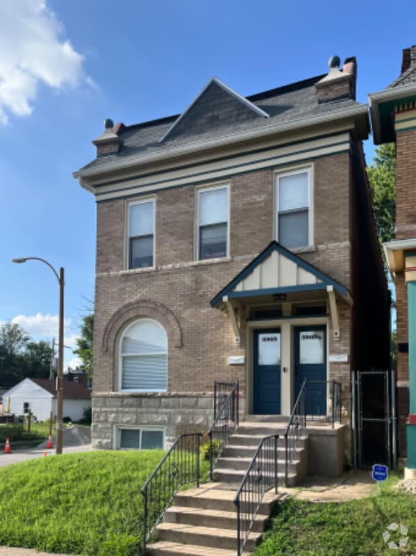 Building Photo - 3969 Shenandoah Ave