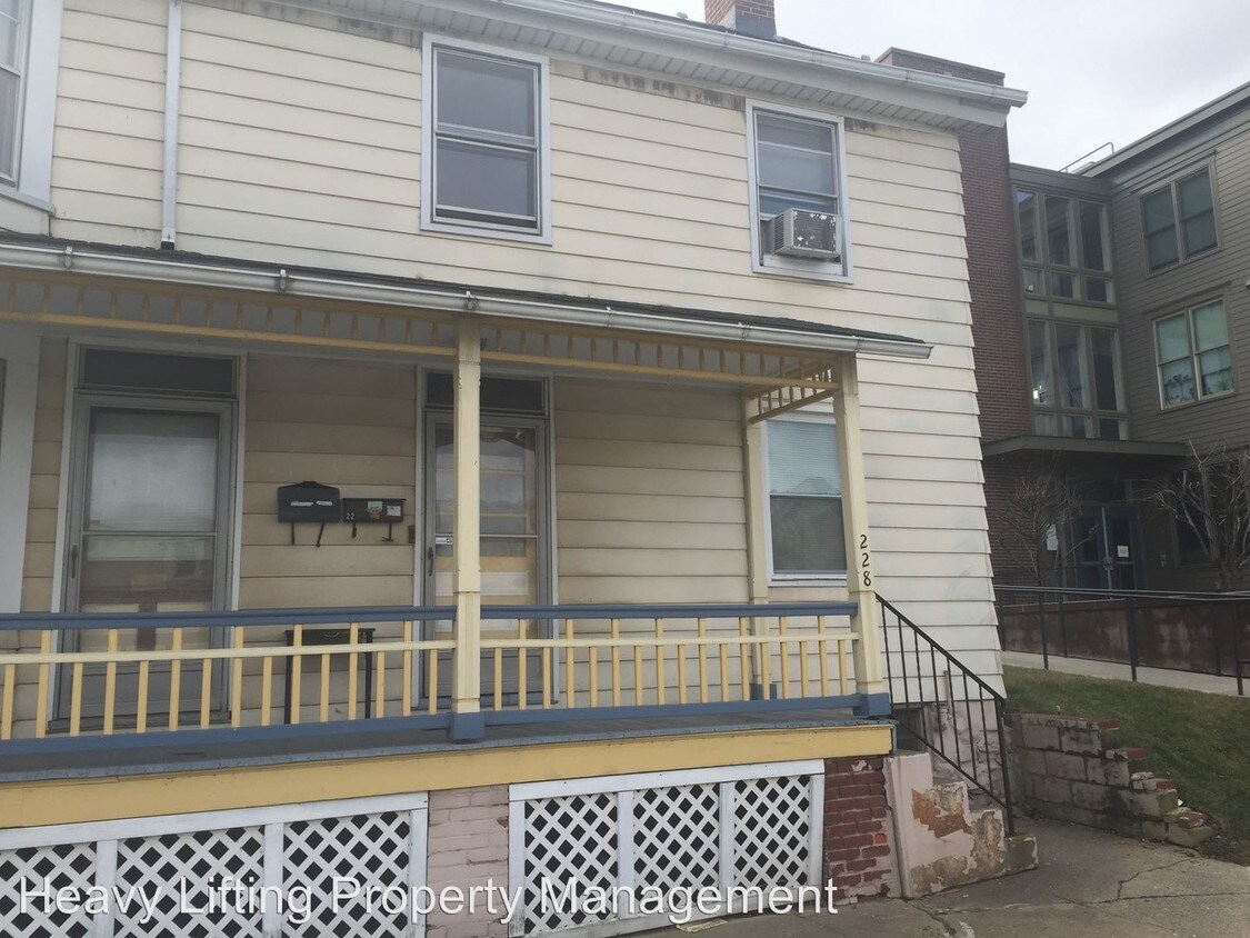 Primary Photo - 228 Market St