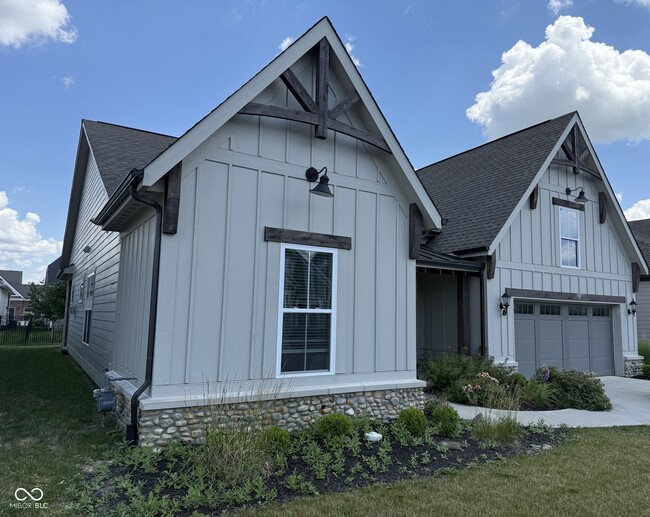 Building Photo - 15545 Marsden Dr