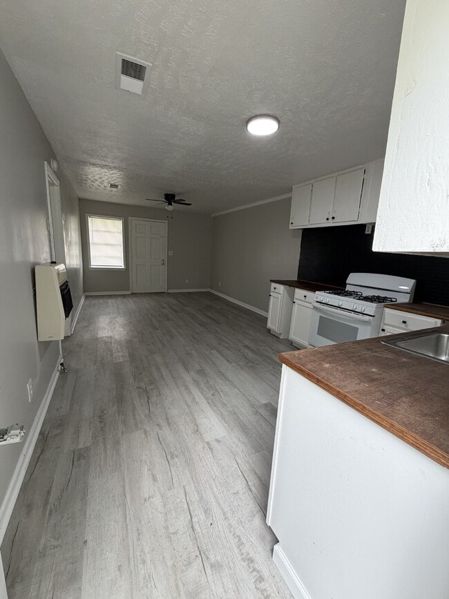 Photo - 2/1 in Pearl for $1075! Apartment
