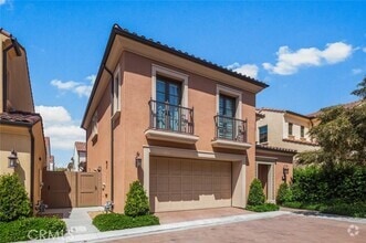 Building Photo - 107 Tritone