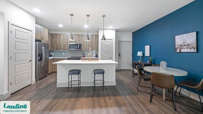 Foto del edificio - 2323 E Highland Ave