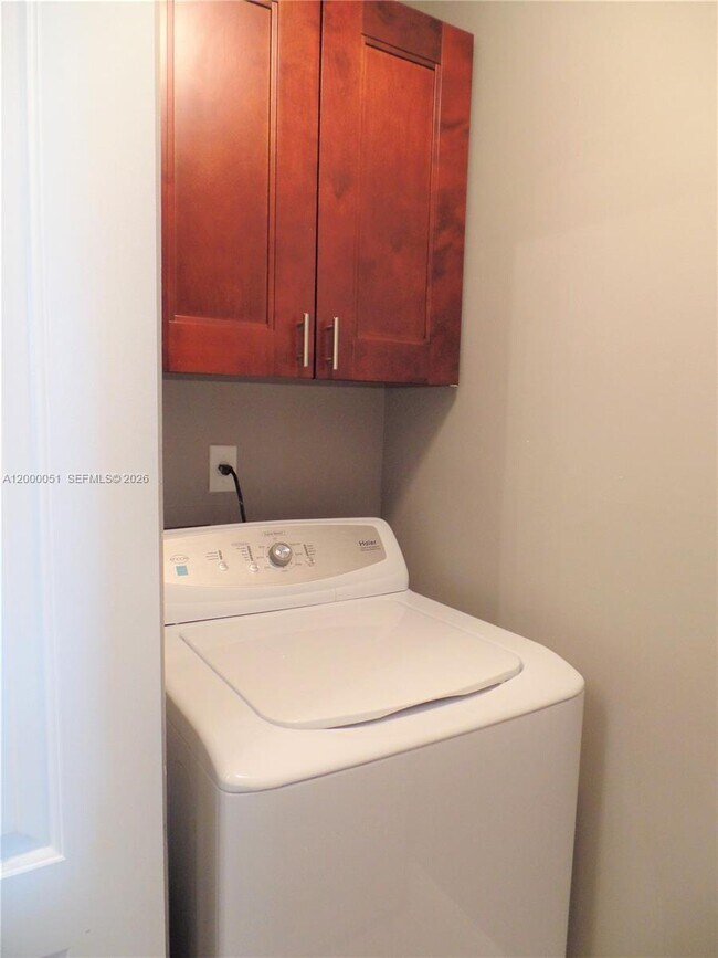 Foto del edificio - 1239 SW 46th Ave