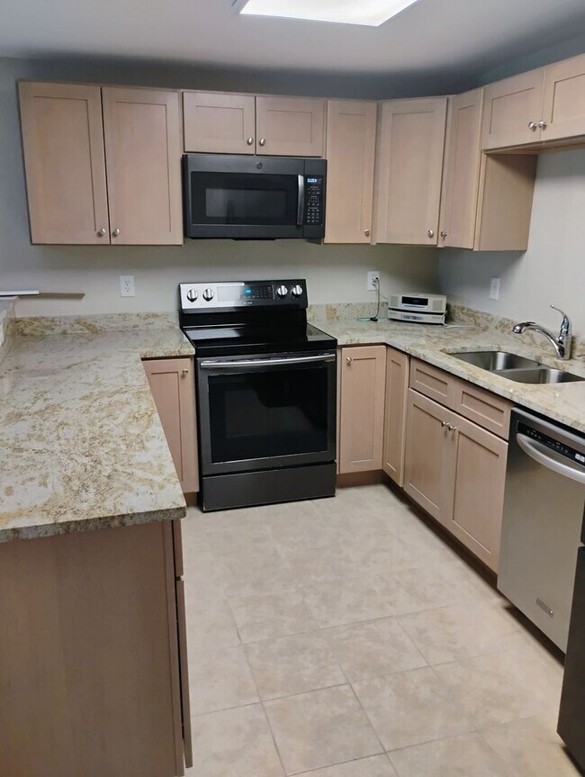 Foto del edificio - Completely Remodeled Home