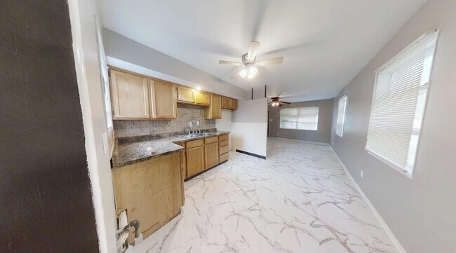 Foto del edificio - 4123 W 19th Pl