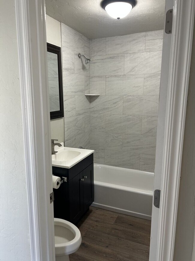 Foto del edificio - Beautiful Fully Remodeled 3 bedroom in Oklahoma City