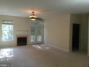 Building Photo - 11402 Gate Hill Pl