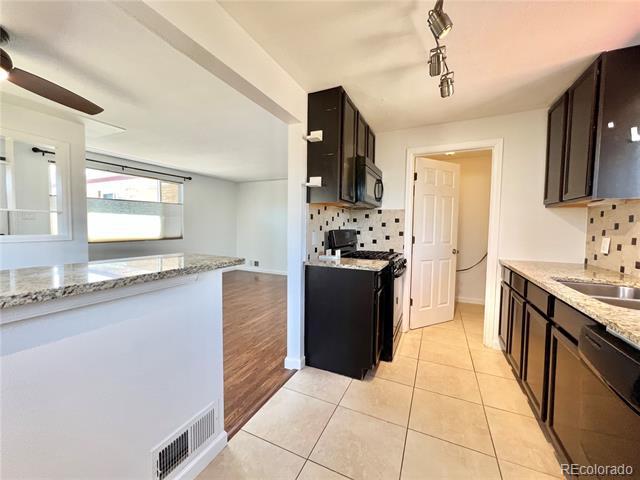 Foto del edificio - 3287 Olive St