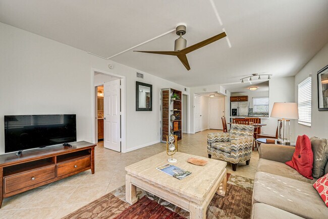 Foto del edificio - 190 Pebble Beach Blvd