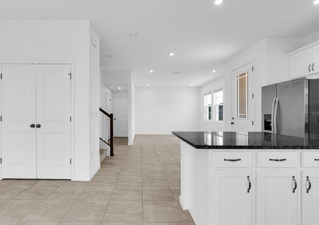 Foto del edificio - 1148 Lakeshore Breeze Pl